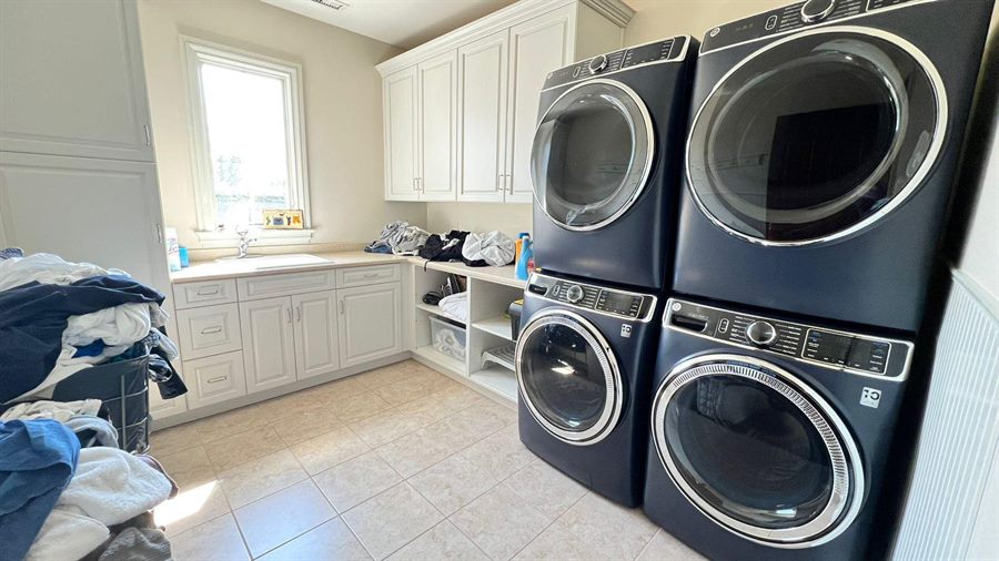 Tidy, cleaned laundry area