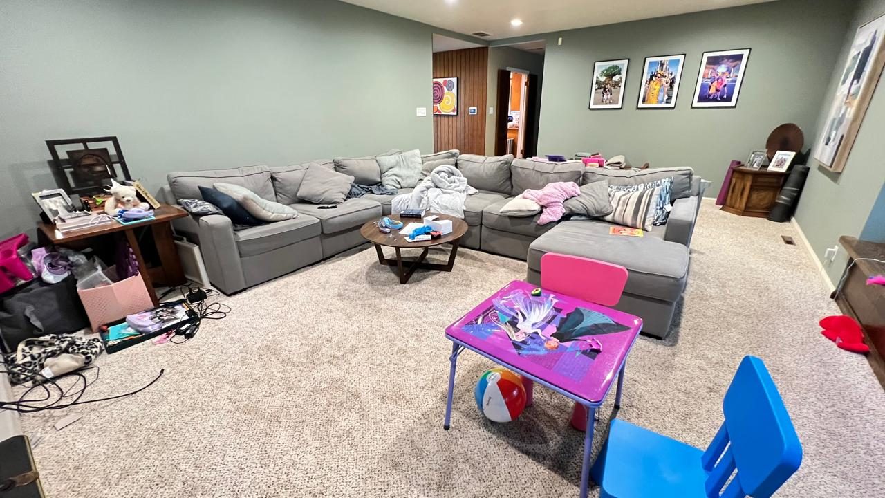 Living room before cleaning